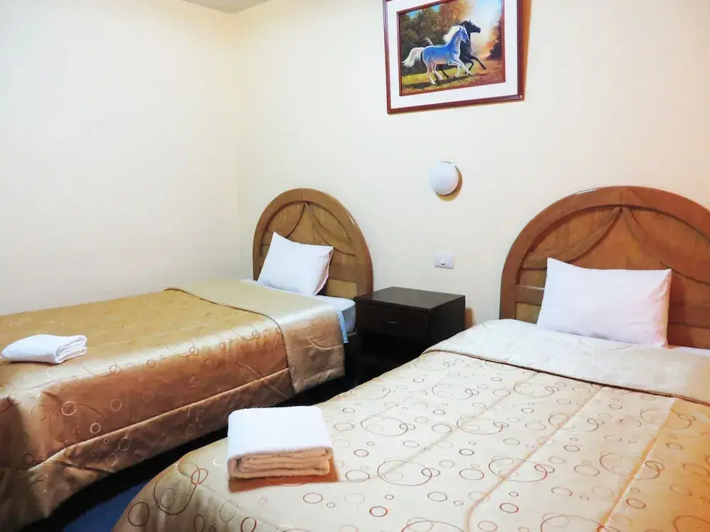 Hotel Keros