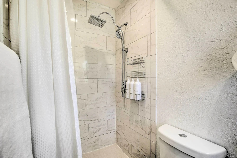 Vacation Rental w/ Private Pool in Wilton Manors