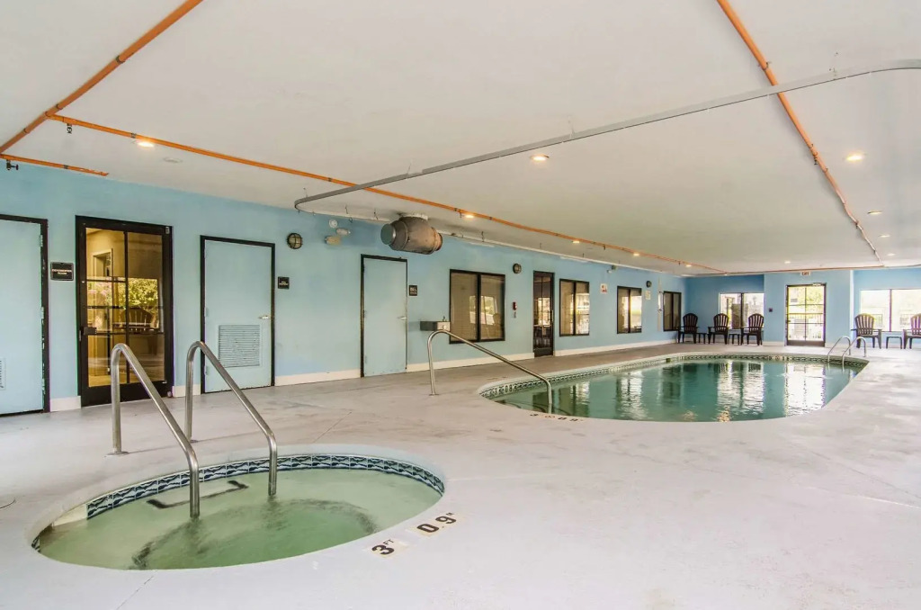 Quality Suites Graham - Burlington South