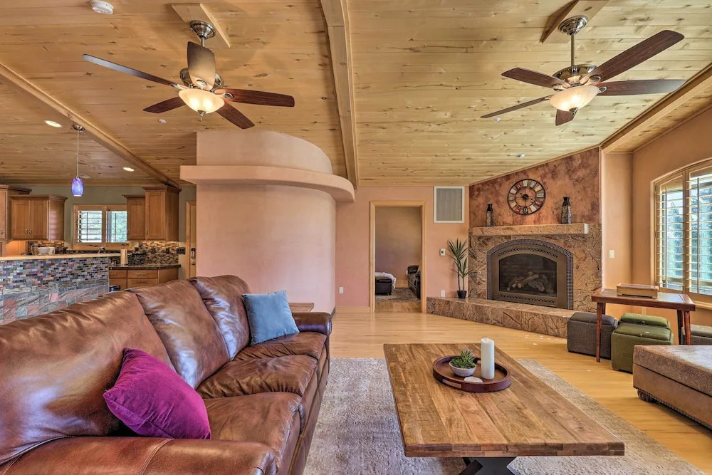 5 Mi to Butte Creek Trail: Prescott Home w/ Deck!
