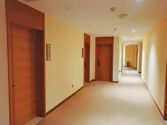 Hongtai Century Hotel