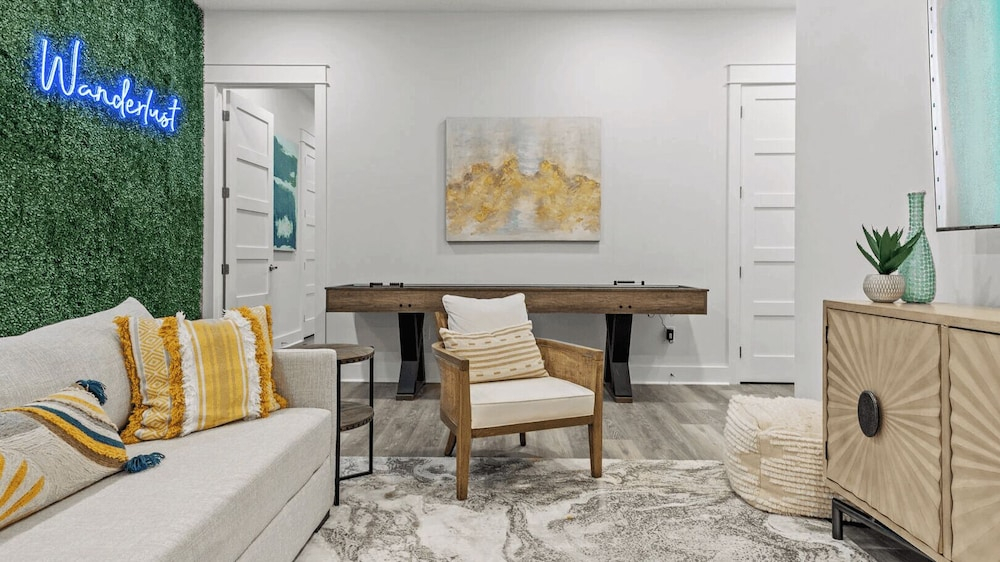 Wanderlust by Avantstay Walk to Beach + Pool New Construction