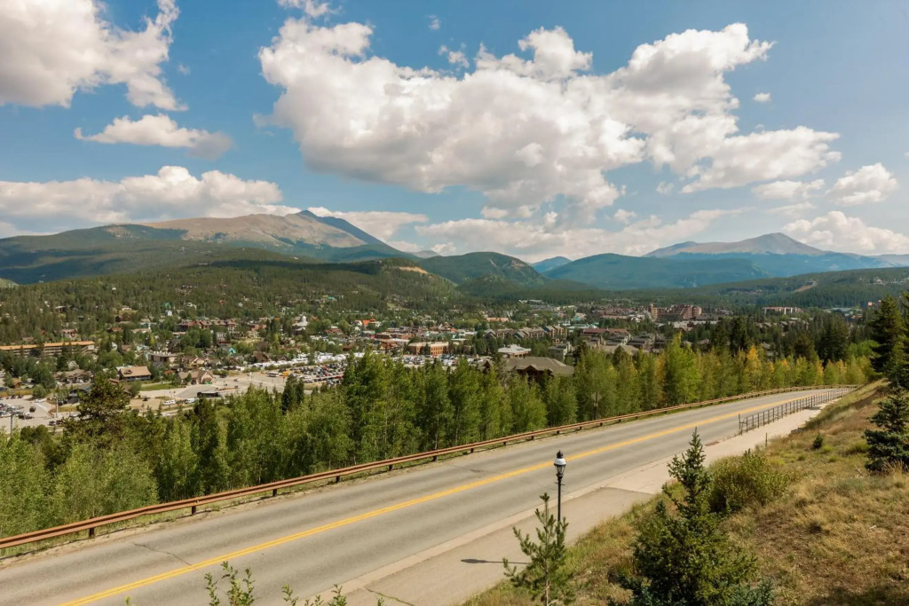312 Shores Lane by Summit County Mountain Retreats