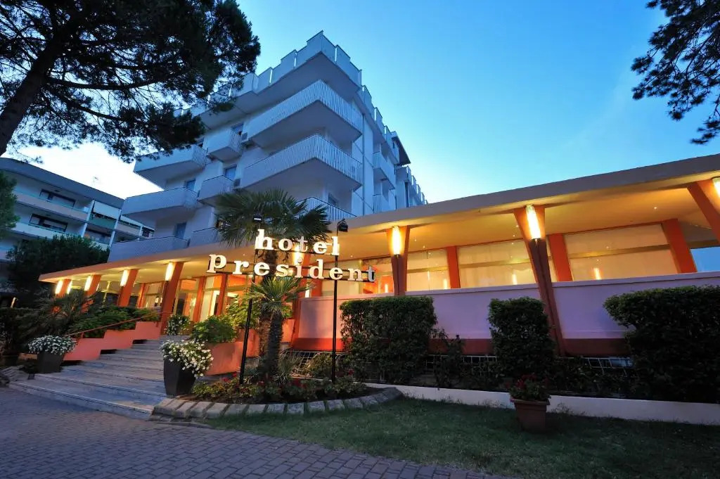 Hotel President