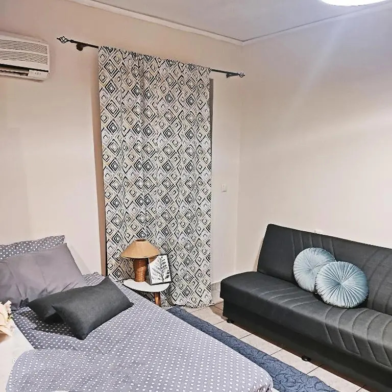Cozy central little home in Pyrgos near Olympia