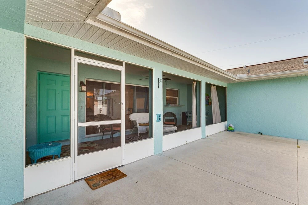 Pet-friendly Englewood Getaway Near Ocean!