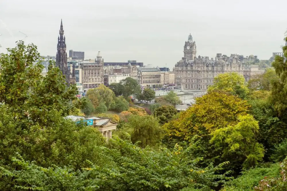Grand Edinburgh Castlehill Apartment