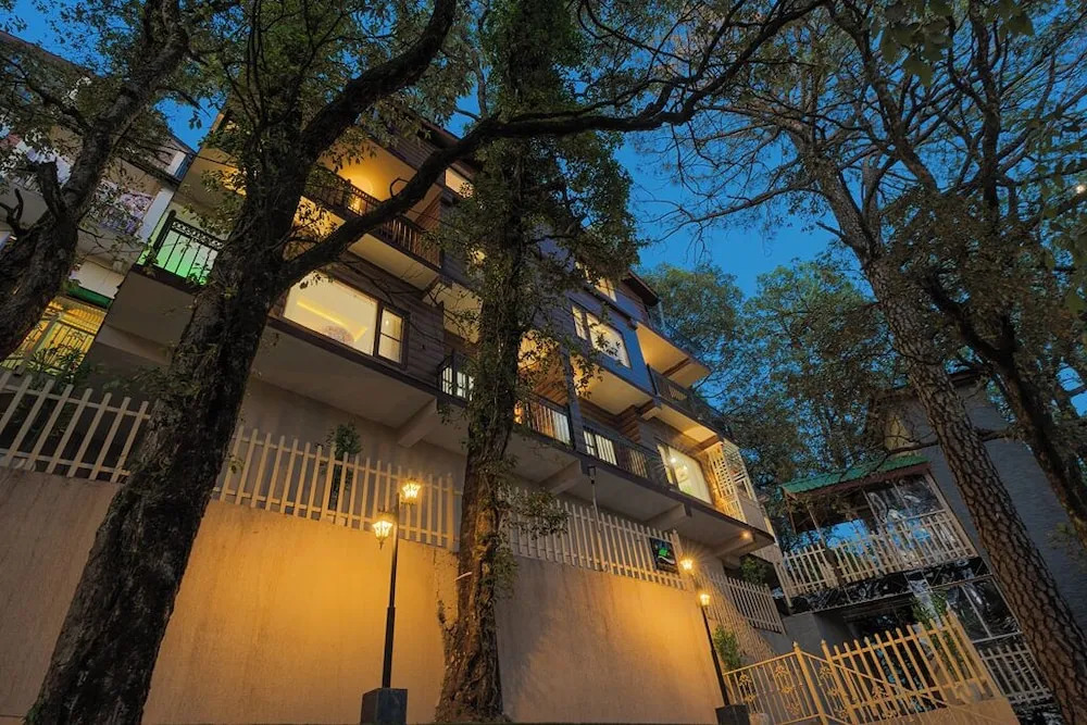 Regenta Place Dalhousie Just 500 Meters Walkable from Mall Road