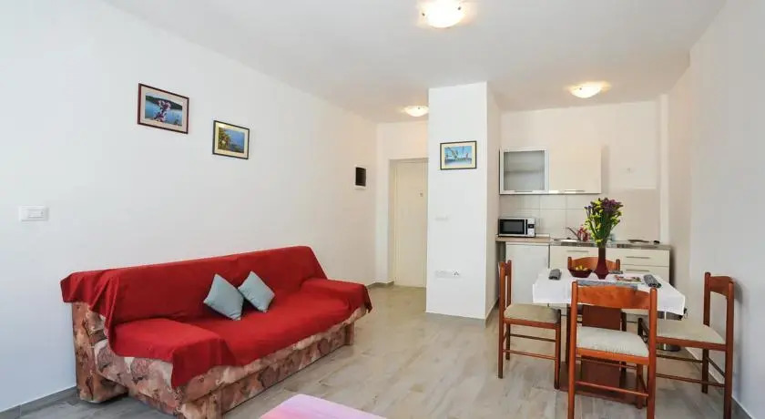 LeDaNa Boutique Studio Apartments