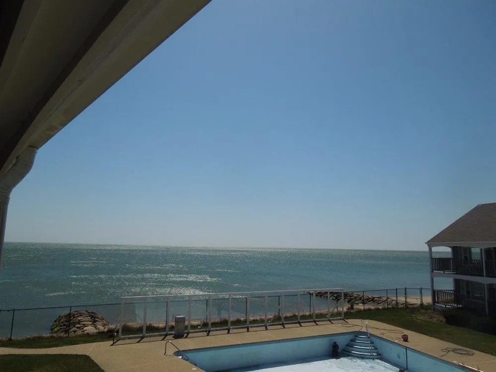 Pelham House Resort