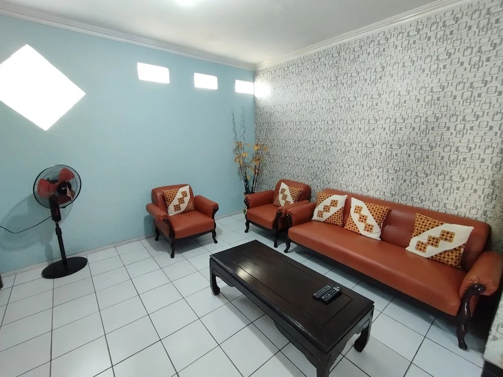 Homestay Syariah Monjali dekat Tugu Jogja by Simply Homy