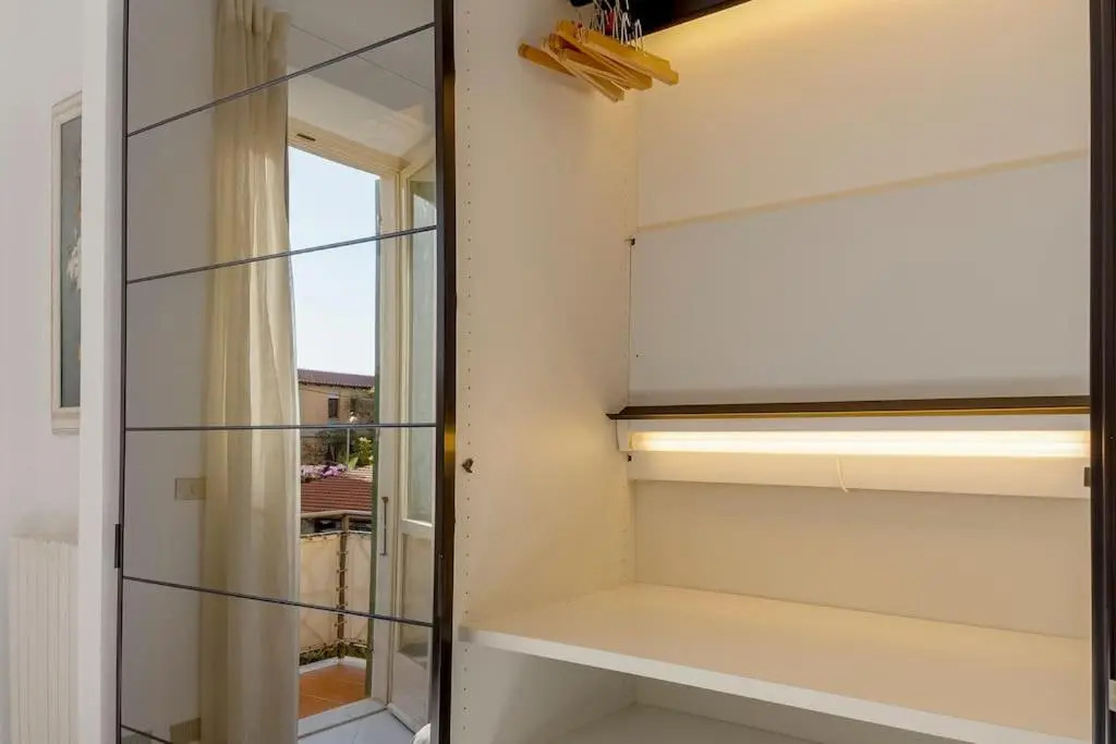 Victoria Hall Bordighera - 2 bedroom apartment - Parking