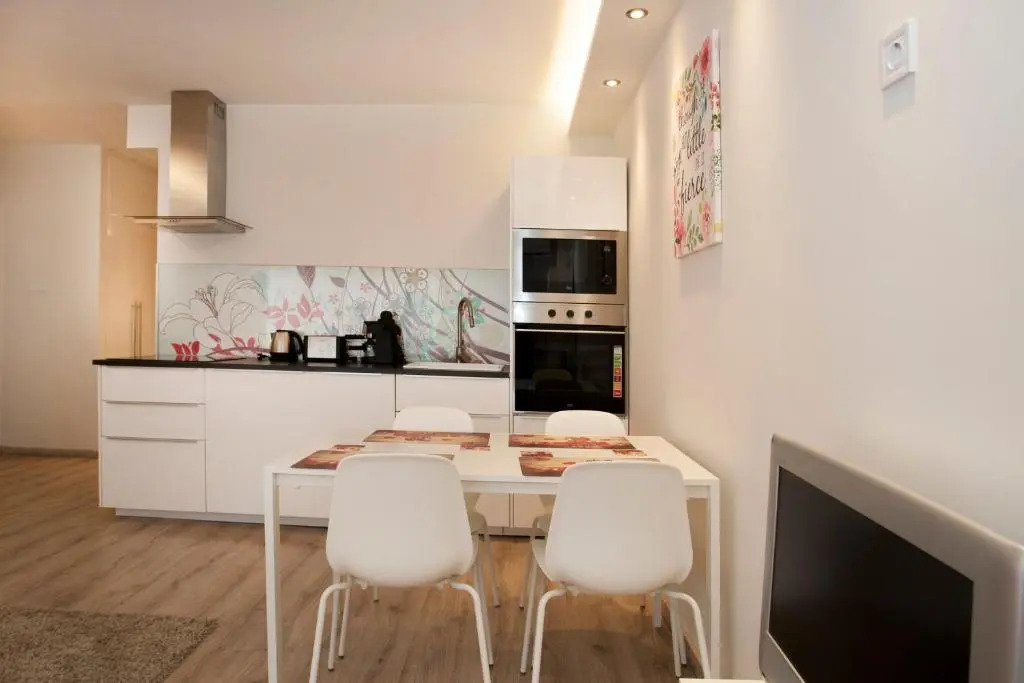 Ilona 2 Bedrooms Apartment In The Center