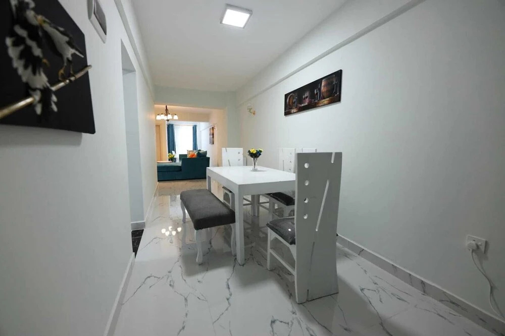 Lux Suites Sandalwood  Apartments