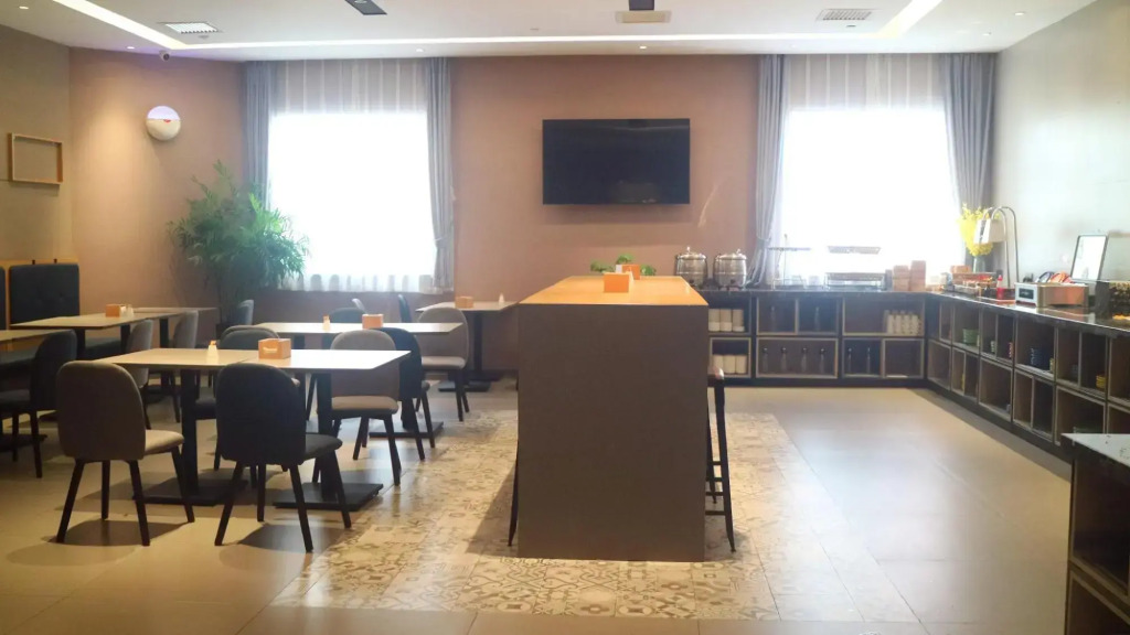 HanTing Hotel (Shijiazhuang Heping East Road)