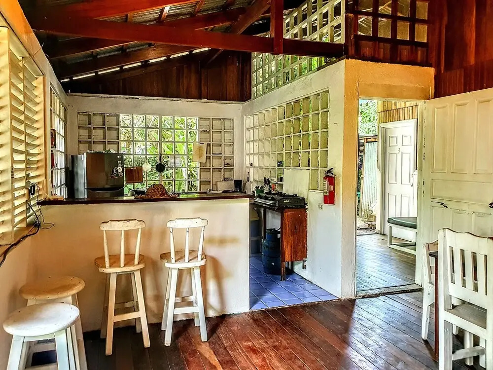 Arana House