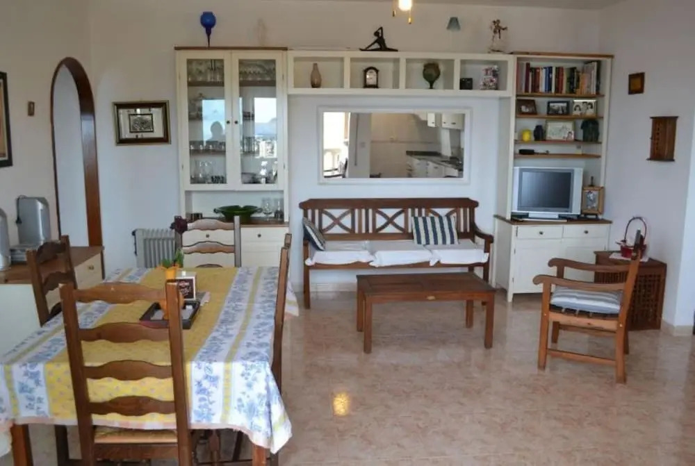 106261 - Apartment in Llança
