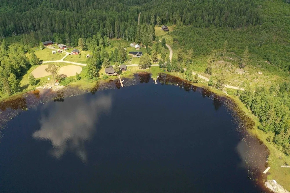 Lake View Cabin