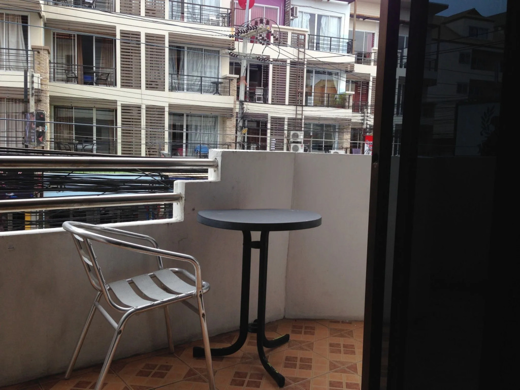 Pizza 24 Guesthouse