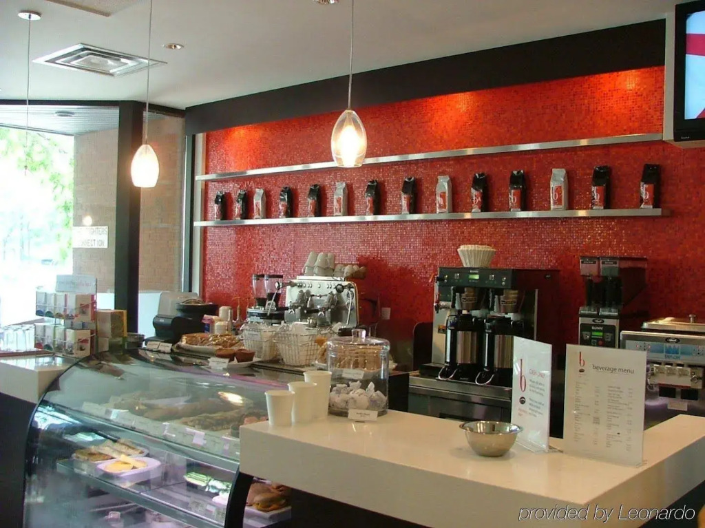 Bond Place Hotel