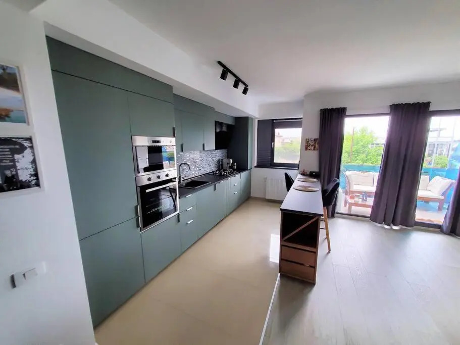 Sunny 1BR Apt in Central Pipera