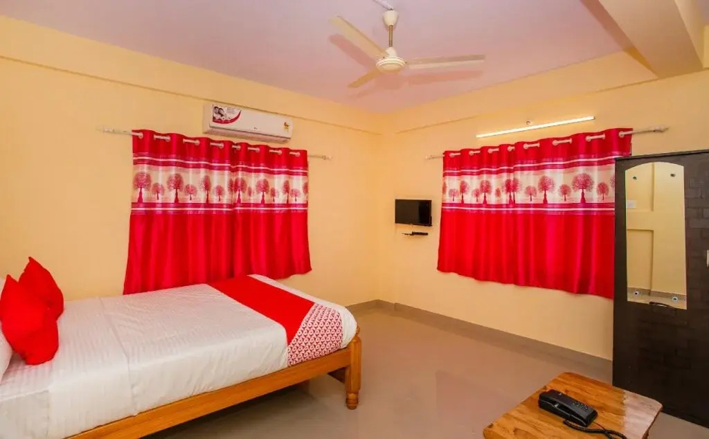 Seven Hills Guestline By OYO Rooms