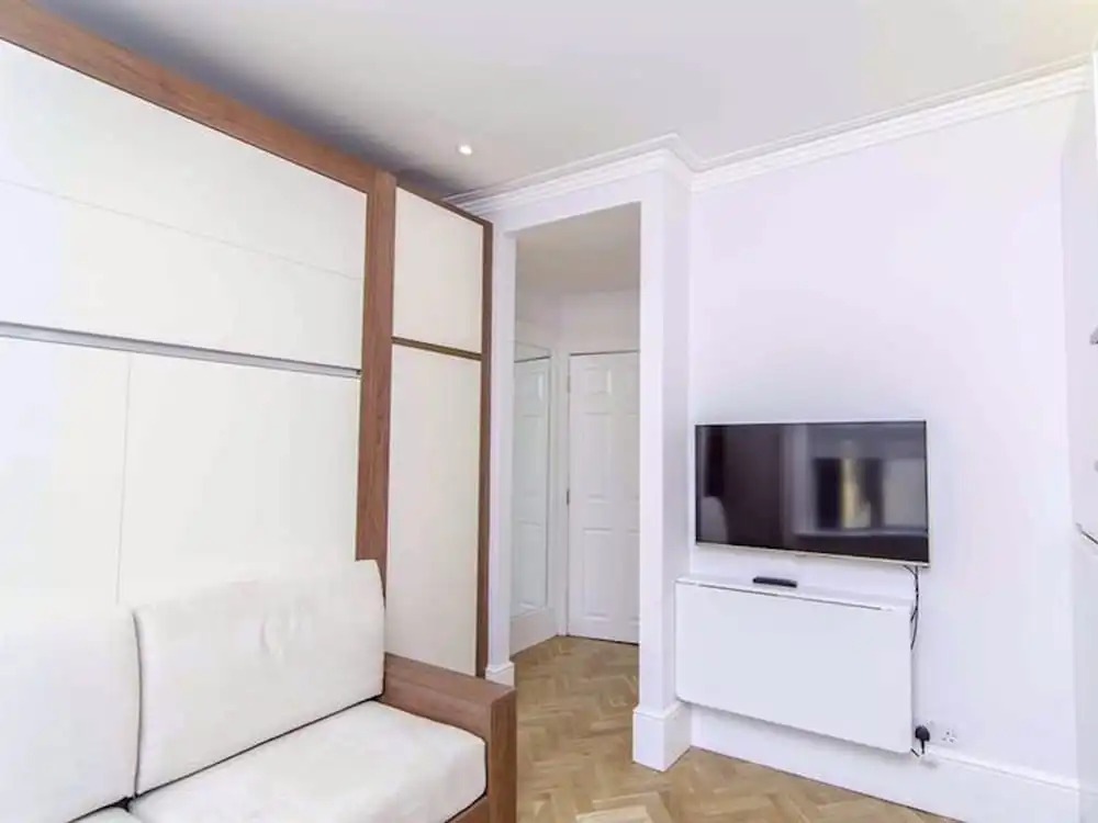 Belgrave Studio Apartment