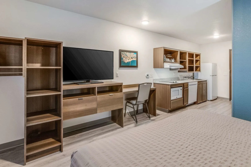WoodSpring Suites Novi Farmington