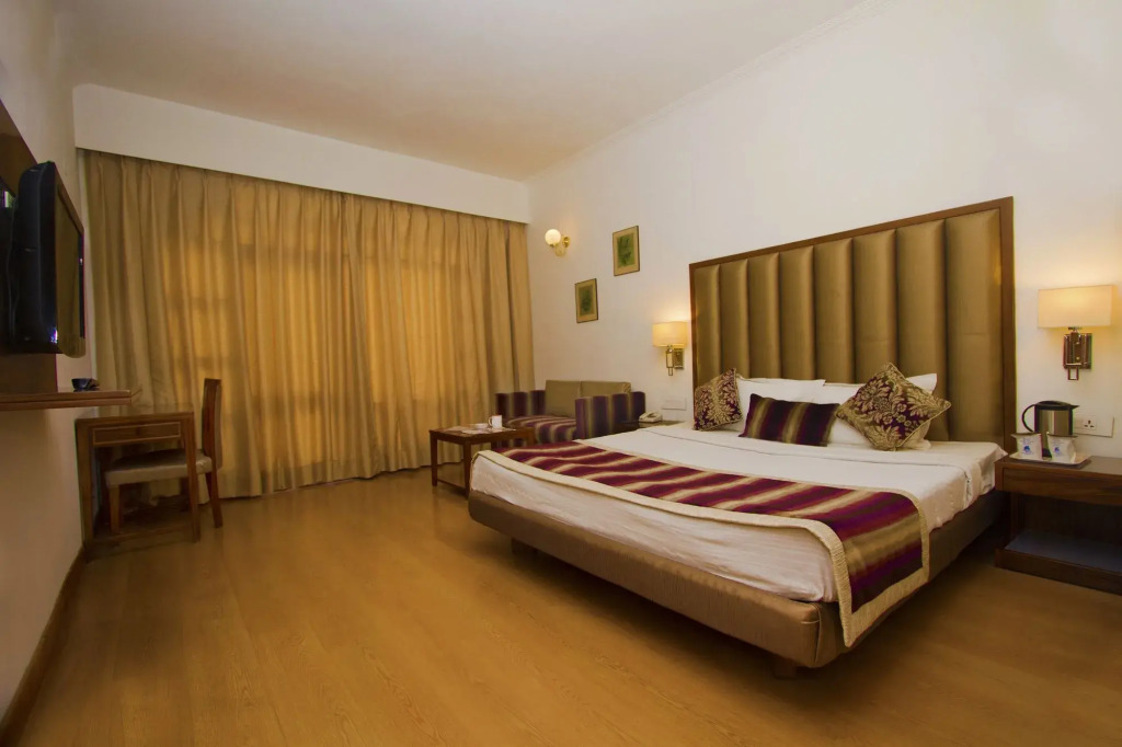 Manali Heights