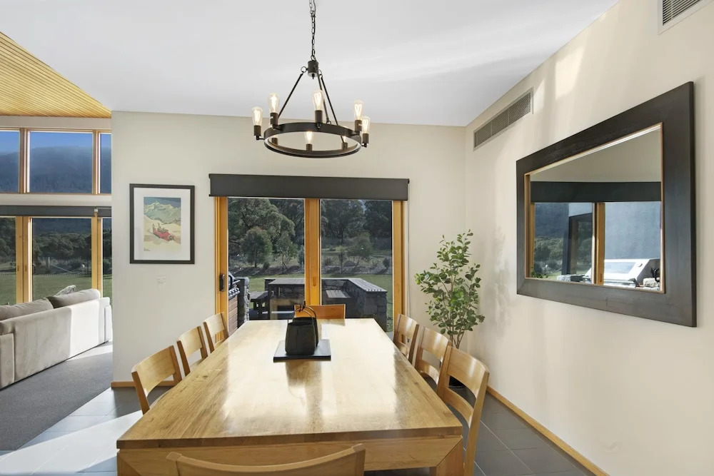 Grey Mare Chalet