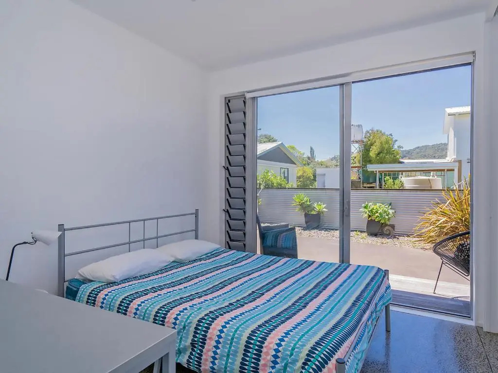 Breezy Views - Simpsons Beach Holiday Home
