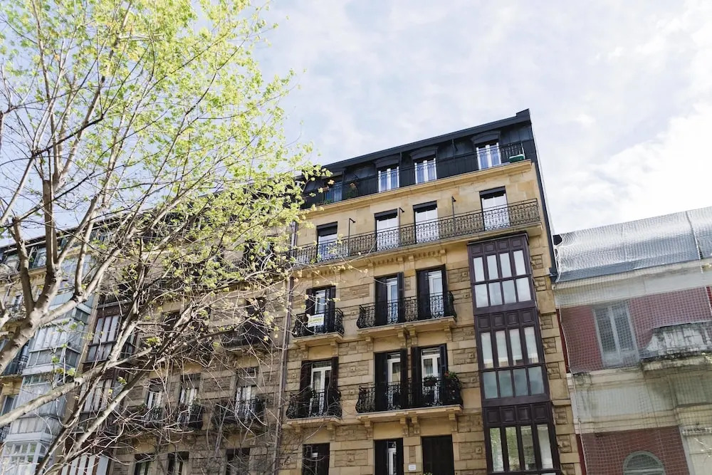 Urbieta Suite Apartment