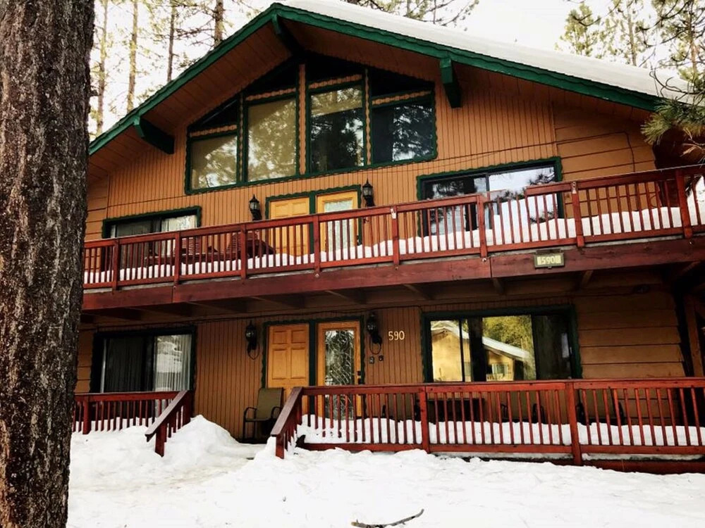 Summit Escape A - Rustic Cabin With A Hot Tub And Barbecue! Wood Fireplace! Walk To Slopes! 2 Bedroom Condo