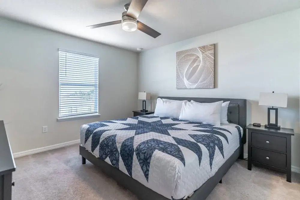 3285 Windsor Island