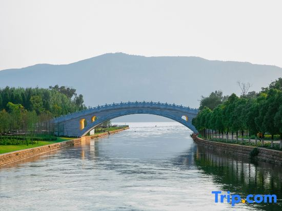 Henglai Light Luxury Hotel (Xiyuan Subway Station Kunming Tumor Hospital)