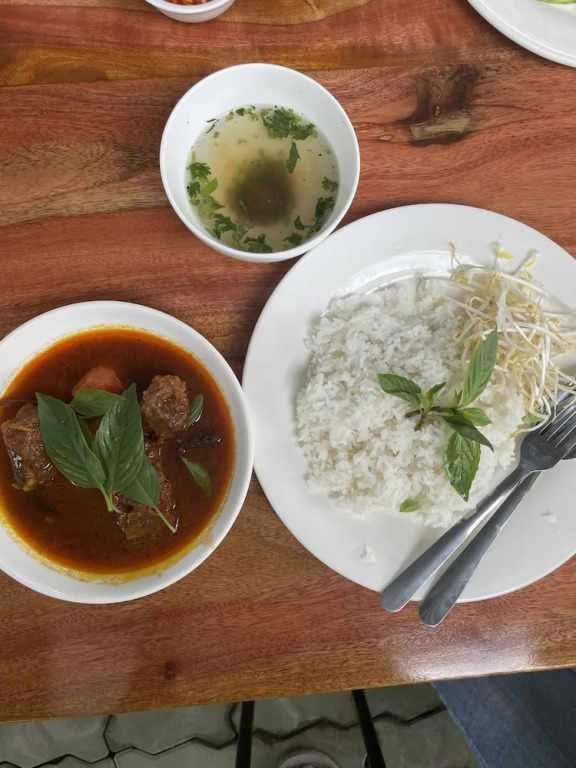 Thuận Phát Hotel