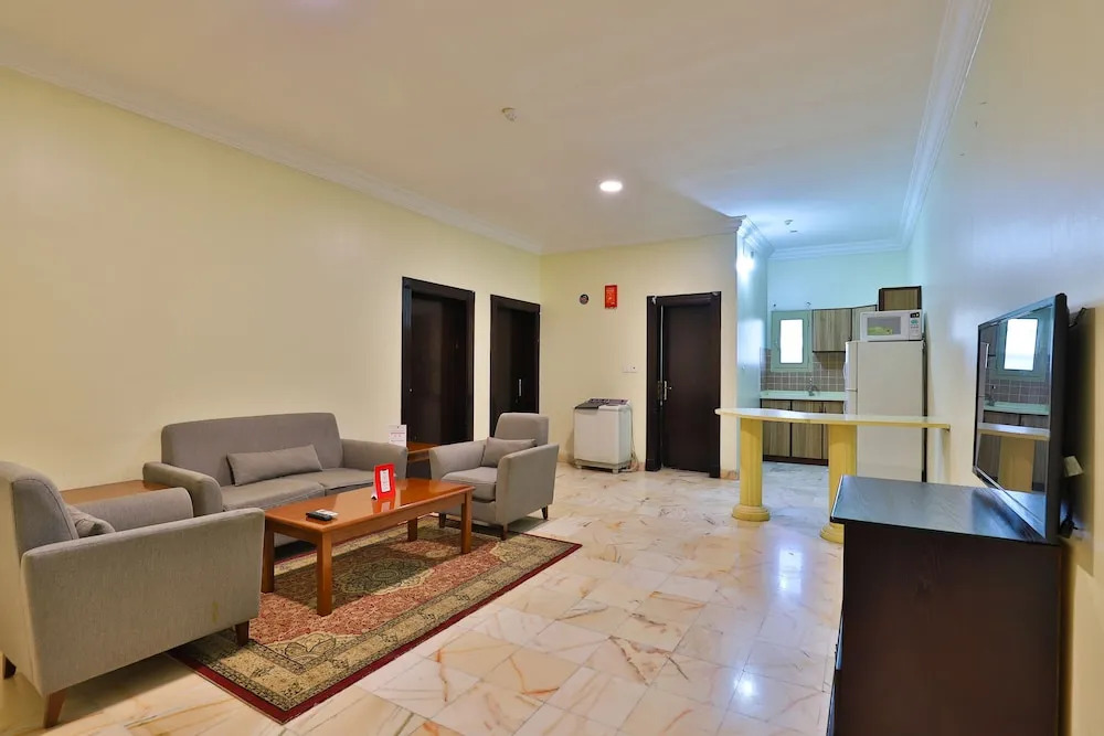 Oyo 317 Dheyouf Al Wattan Furnished Apt