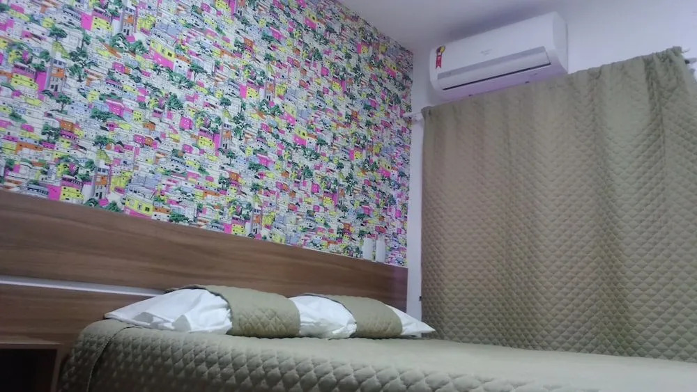 Farol da Barra Suites e Hostel