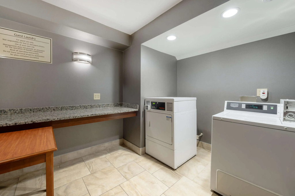Best Western University Inn at Valparaiso