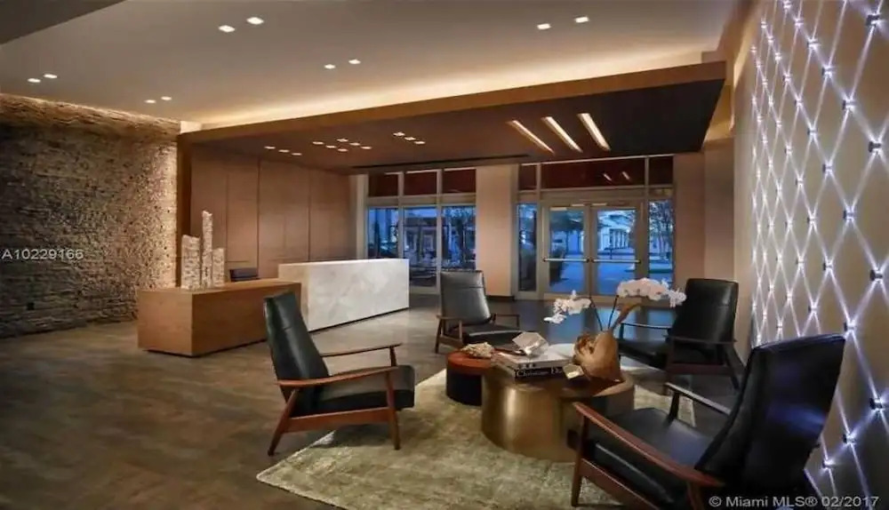 Wonderful 1 bedroom condo in Midtown
