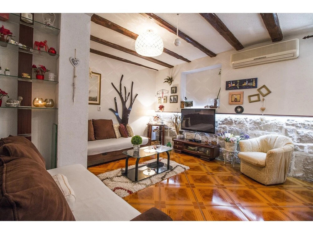 Apartment With one Bedroom in Split, With Enclosed Garden and Wifi - 500 m From the Beach