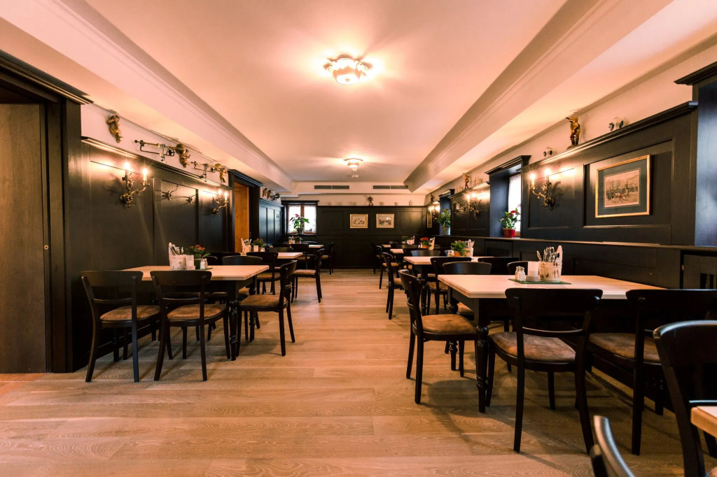 Hotel & Gaststätte zum Erdinger Weißbräu