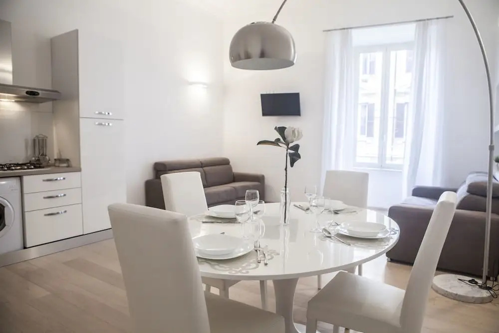 Vatican Imperial Apartment 2840sq ft