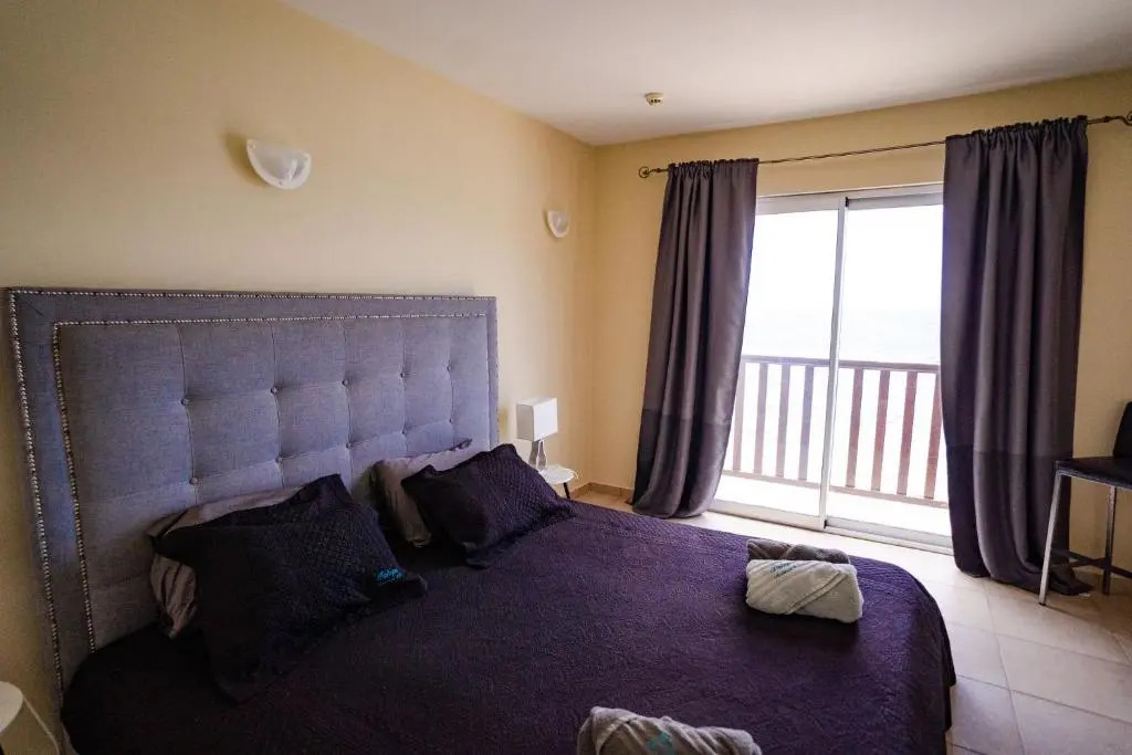 Outstanding 2 Bedroom Beach Front Suite 3