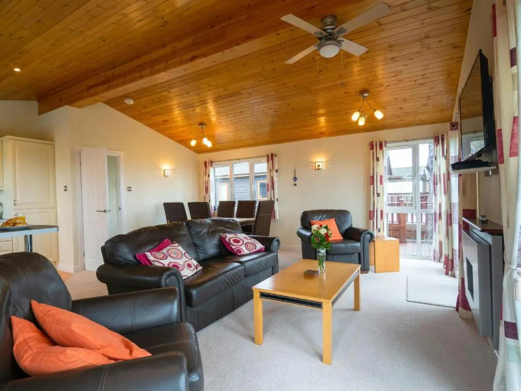 Whitsand Bay Lodge