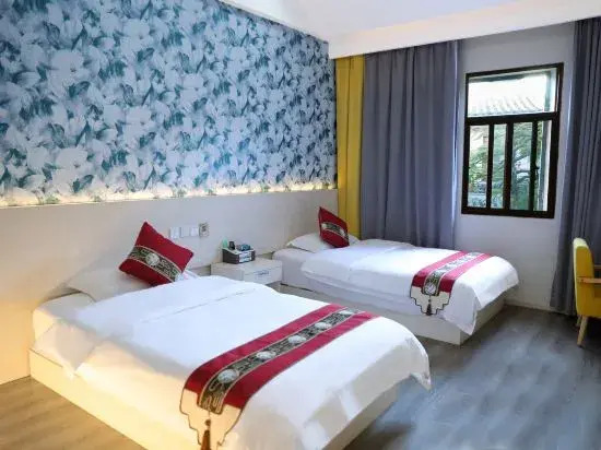 Youth Inn