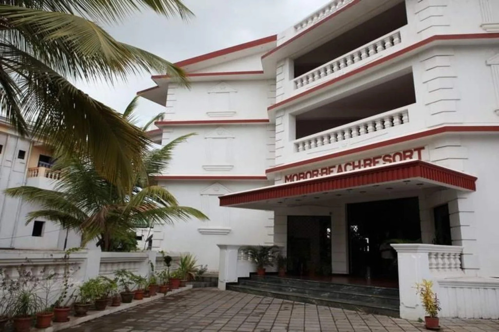 Mobor Beach Resort