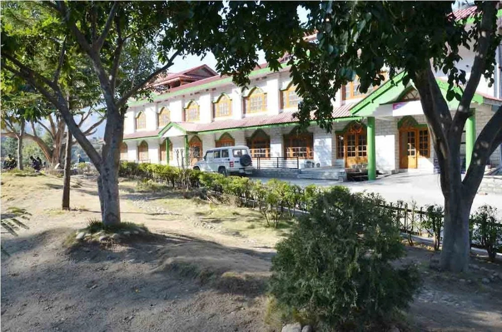 Hotel Atul Regency