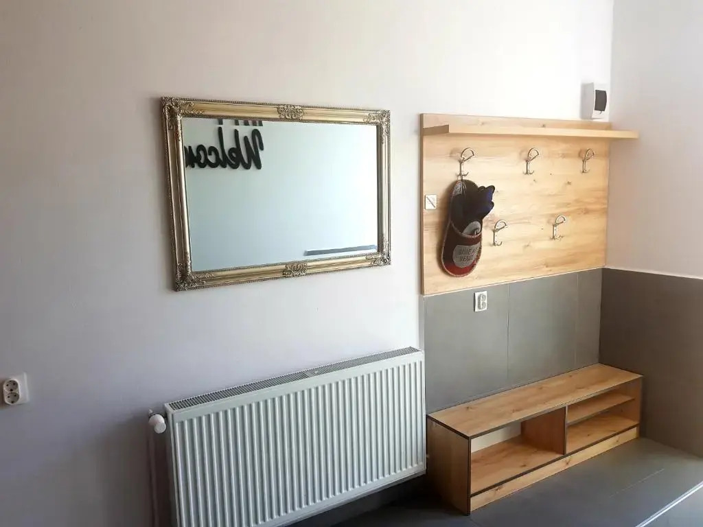 ATRIUM 24 Studio