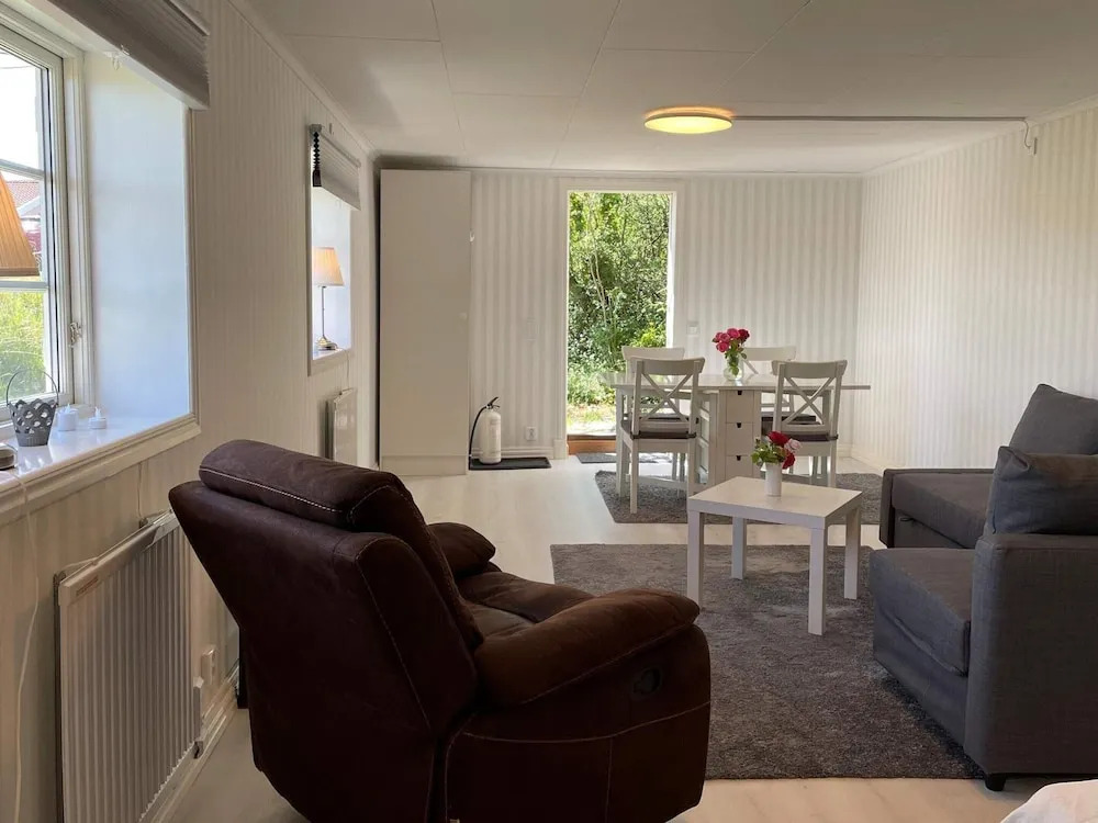 4 person holiday home in SKÄRHAMN